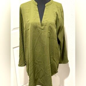 Green blouse